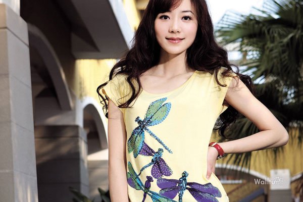 ��ѩ���Ϲ���˭ ���ӵ�λ�ߣ���ѩ�ɷ���ɽ��������