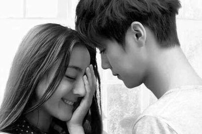 迪丽热巴被差差差了 撕名牌的时候胸被鹿晗强吻