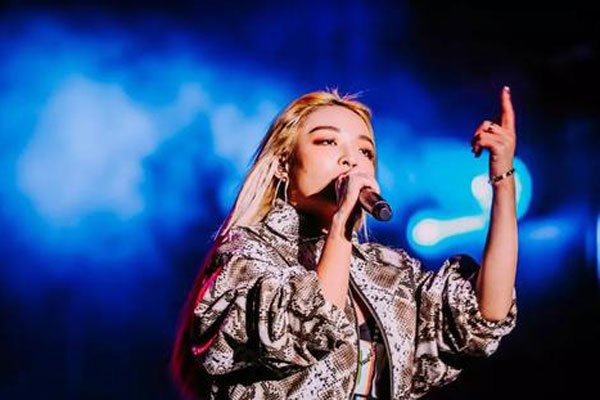 vavaΪʲô������Ȧ�ô �������Ѷࣺ�й�������vava��˭˯��