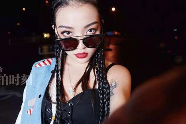 vavaΪʲô������Ȧ�ô �������Ѷࣺ�й�������vava��˭˯��