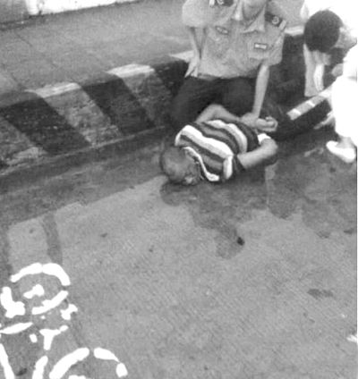 ����Ů�ؾ���ǹ���нٷ� �����ܲ��Ĵ�ͽ������������ǹ