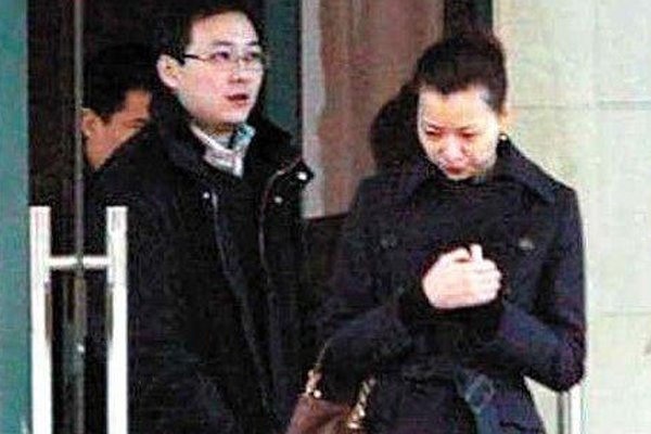 �����Ϲ��ܴ���ǰ�޷�����Ƭ �ܴ��׵�һ�����ӱ�����ʲô��