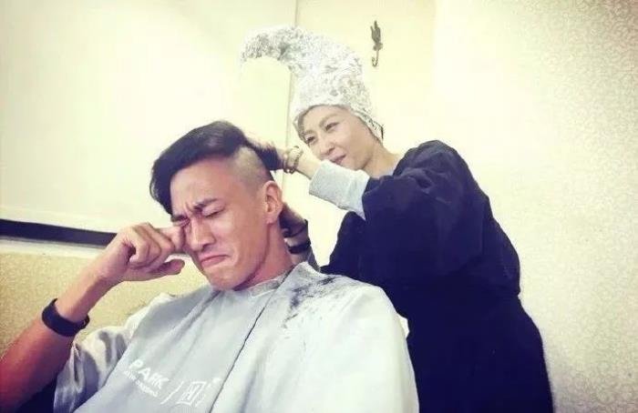 ���󶫸������ϼ�� С8�������֊�ϣ���ĺ���