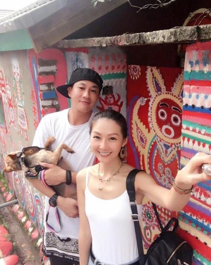 ���󶫸������ϼ�� С8�������֊�ϣ���ĺ���