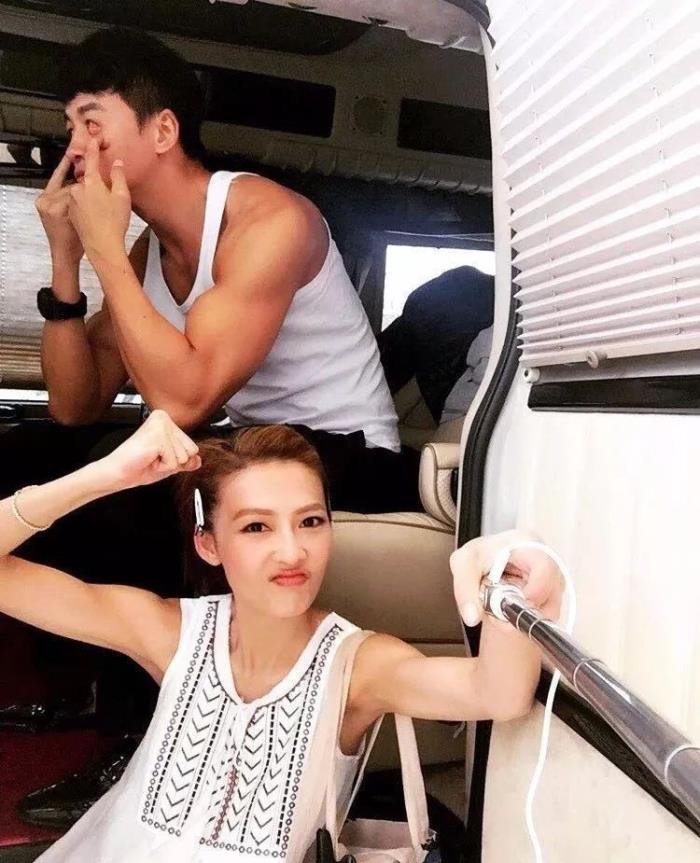 ���󶫸������ϼ�� С8�������֊�ϣ���ĺ���