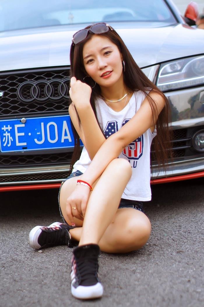 ���󶫸������ϼ�� С8�������֊�ϣ���ĺ���