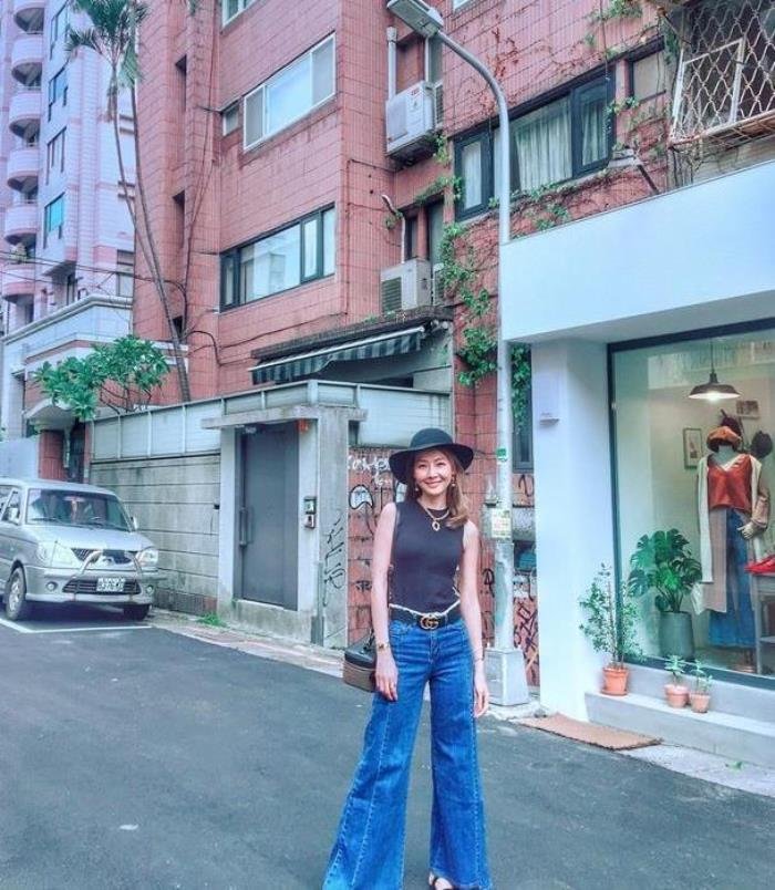 ���󶫸������ϼ�� С8�������֊�ϣ���ĺ���