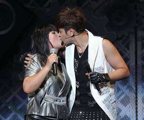 ��־���������� �����ħ��־��߶����˺���