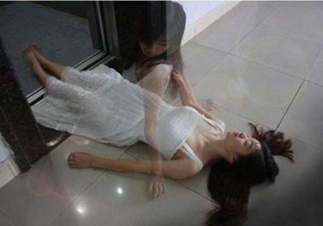 �㱻�˶�������ʲô��˼ û��ѧ���ݵĽ�ʬ����