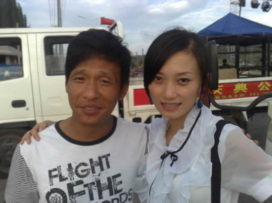 宋小宝老婆现任妻子霍晓红个人资料 家有娇妻和霍晓红结婚多年