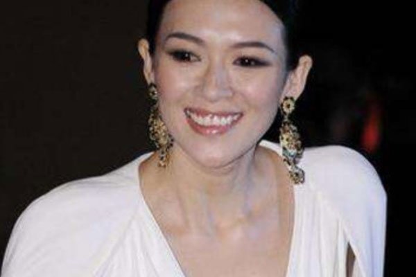 �����������µ����� ǰ������ʷ�������µ�ɳ̲��80��Ƭ