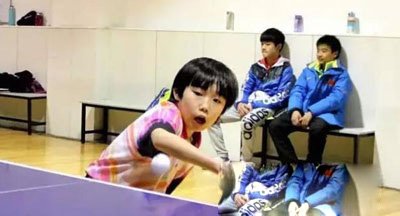 �ű��Ǻ�Ϊʲô�����ձ����� ���ĸ�ĸ�����Լ����й���