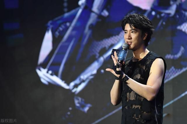 王力宏是怎么塌房的呢 被全网封退出娱乐圈突然不火了