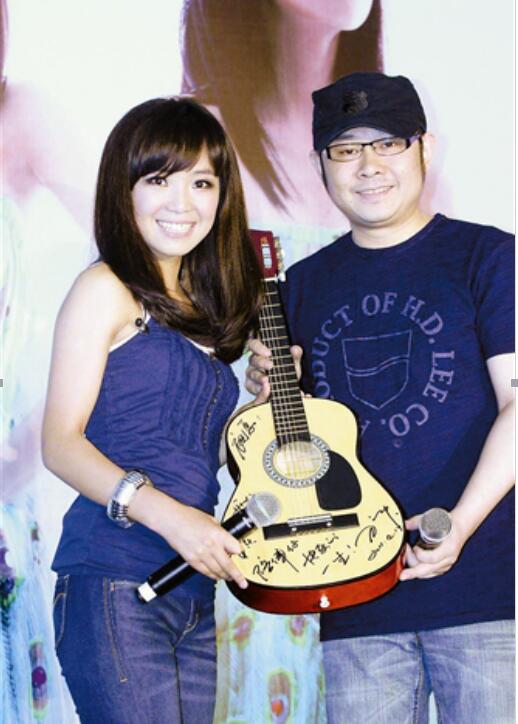 ��Ӣ�͵�����ô���� ˣ���Ʊ��߹ݣ���˭��ʹ��Ӣ��������ɵ�Ǹ