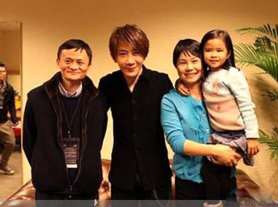 ���ƵĶ��Ӻ�Ů�����ڵ���ô���� ��ϱ����������������