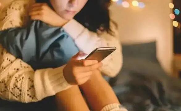 Ů���ӱ�pua��ʲô��˼ ����Ů������������pua��вٿ�