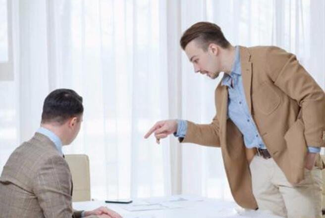 Ů���ӱ�pua��ʲô��˼ ����Ů������������pua��вٿ�