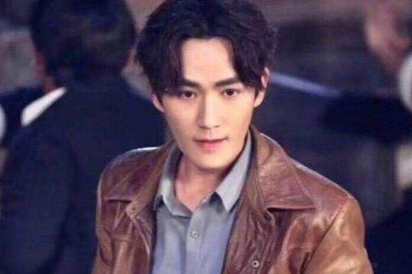 朱一龙片酬多少 《镇魂》的小公爷形象彻底火了