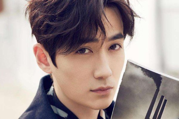 朱一龙片酬多少 《镇魂》的小公爷形象彻底火了