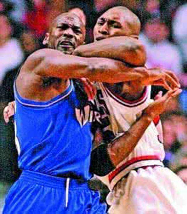 �����±���ͨȫ����Ƭ ������ƽ���ѣ������¸������ϼ��