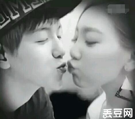 边伯贤金泰妍恋爱 EXO边伯贤金泰妍接吻照片是真的吗