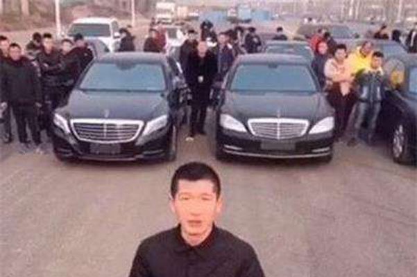 ʯ��ׯ���ڱ����̼��� Ϊʲô��ȥ�����ڸ��˼��