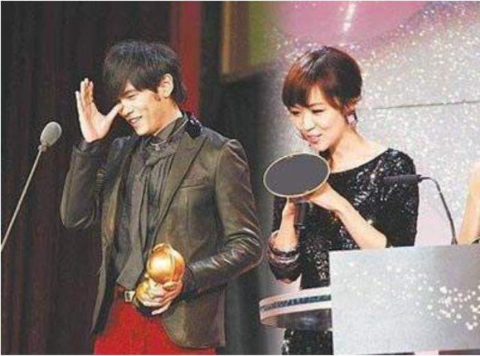 �ܽ���Ψһ���ϵ�ǰ�� ������ܽ�������ʼĩ