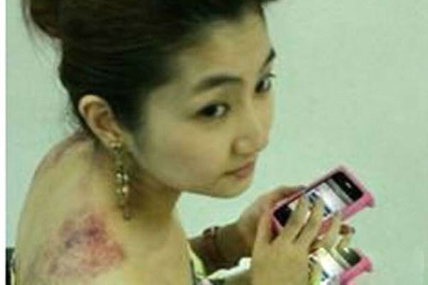 �������selina�����¼����� һ����Ϸ�Ļ����¼�������