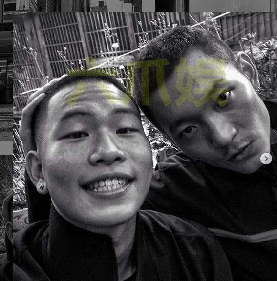 ��������˹�ٸ����� ������ĸ������������ĸ��˭��