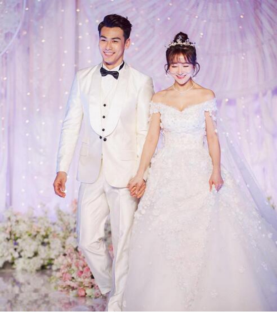 ���Ϻ��Ϲ�����С���� �¼���һ���������Ϻ��б�����