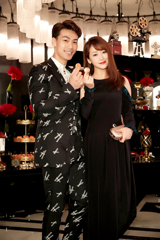 ���Ϻ��Ϲ�����С���� �¼���һ���������Ϻ��б�����