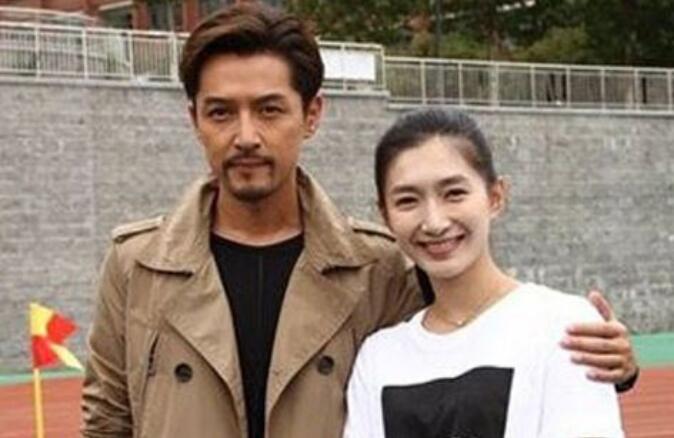 ����Ӱ���ĸ����������� ���ı��Ͻ���Ӱ��Ƶ�Ǳ�����