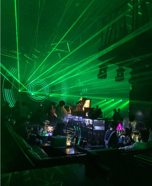 �ư���ɢ̨�о��ö��� ���ѡ��̨��ȥ�ư���ʲôλ�ú�