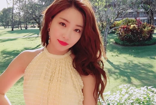 ���������4Ů���Ǻ;������ Ů�����������������