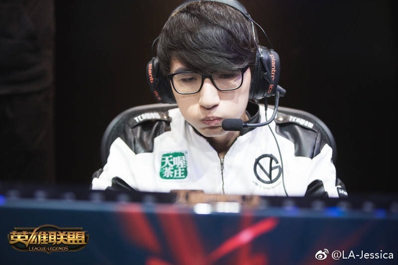 �����е�easyhoon�������� Ӣ������easyhoonȥ����