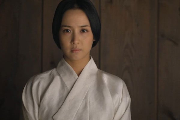 �������ݵ���Ƭ������Ʒ �ڵ�Ӱ��̫��ɫ��