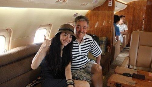 ˽�˷ɻ�������ô�շ� ���õ�ʱ������Ҫͣ�ڻ�����