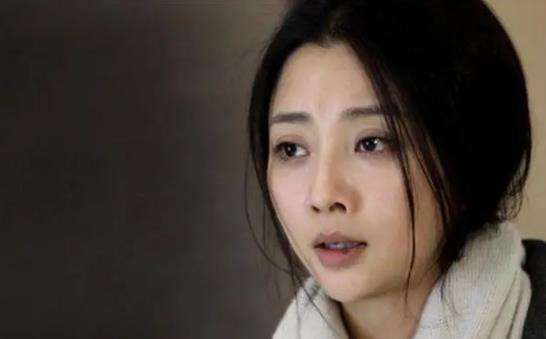 �����촽�ϳ�����ɶ ���������룺�������Ϊʲô����һ���кڵ�