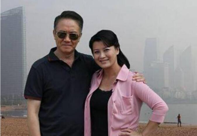 ��ҰƼ�ͷ��׳��ú����й�ϵ�� �����۾�üëզ��ô��