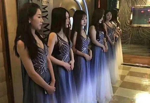 ktv陪酒的女孩子都做什么 搂搂抱抱的商务ktv能玩到什么程度