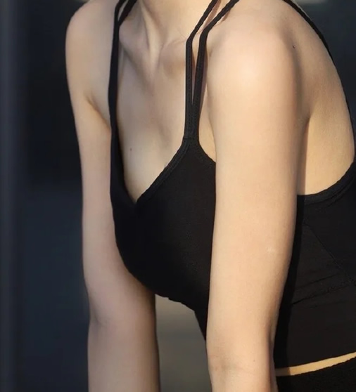 c��Χ��ʲô���� ��׼��ΧŮ�����ձ��Ƕ���