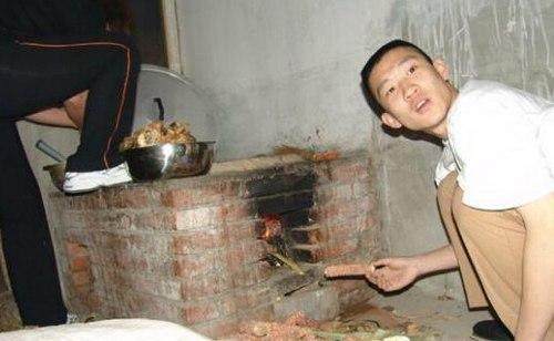 ���лݺͲ��ƽ�Ĺ�ϵ ���㣺���ƽ��ǹ��¸�ǰ�޵�ʲô��