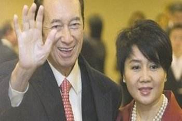 �κ�����ĸ�̫̫���� �ķ������ϵͼ��������17����Ů����