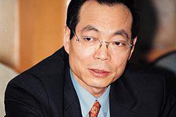 ��ѩ���ĸ������ϼ��� Ů���ˣ���ѩ�������˭