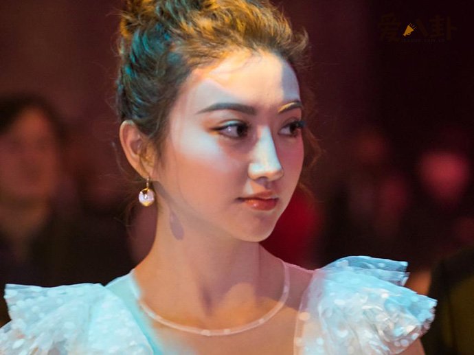 ����ļ��������ж�ǿ ��ĸ���ʲ������������������˭