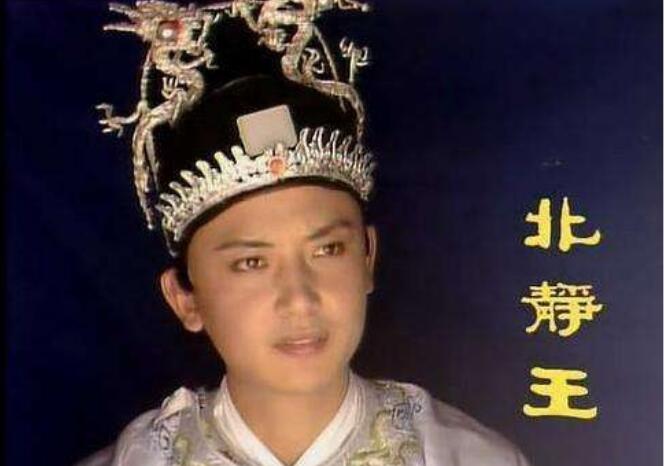 ��ټ����������ϼ�� ��������ɫ������ں�¥�������˭