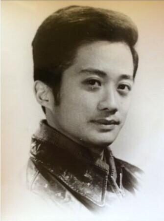 李小璐家世情况 做什么的?李小璐的爸爸是什么身份