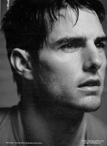 眼神深邃是一种什么样的感觉 女人眼神深邃是什么意思