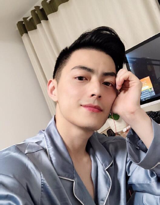 ������ѫ�������ϼ�� �����һ�е�����������