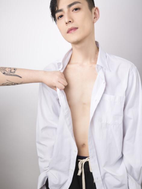 ������ѫ�������ϼ�� �����һ�е�����������